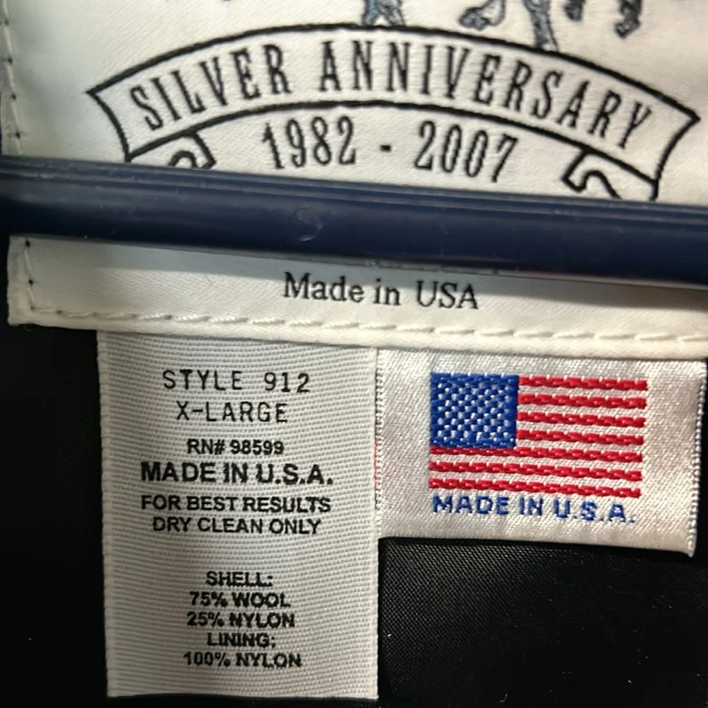 COPY - SCHAEFER 4 ladies wool vest’s ,Black,Red& Grey. 3 for $225./$75ea - Picture 8 of 16